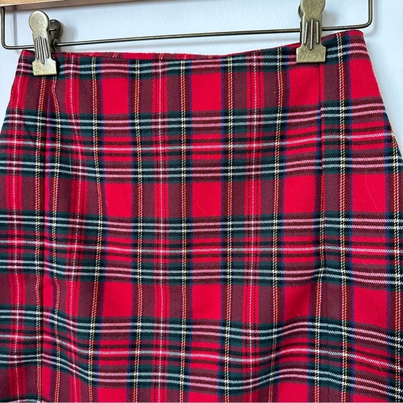 Red Plaid Brandy Melville Cara Skirt - Picture 13 of 15